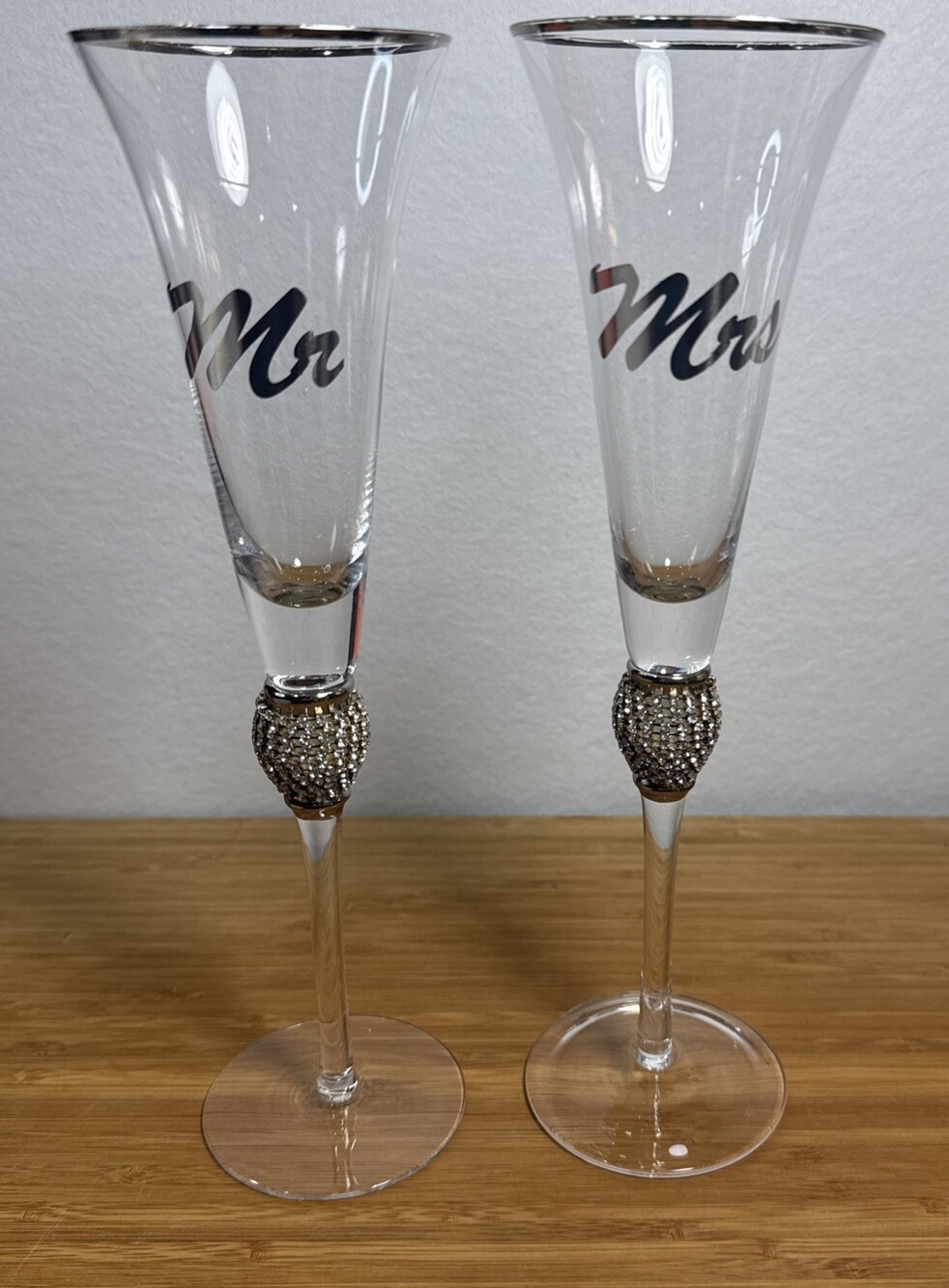 Mr & Mrs Champagne Flutes Set of 2 Rhinestone Stem Wedding Toast Glasses NIB